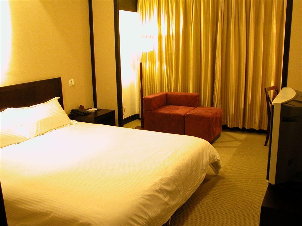 Baolong Homelike Hotel - Wusong Branch 上海市 エクステリア 写真