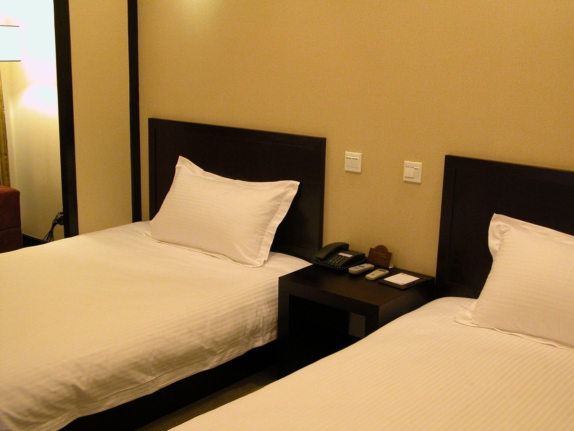 Baolong Homelike Hotel - Wusong Branch 上海市 エクステリア 写真